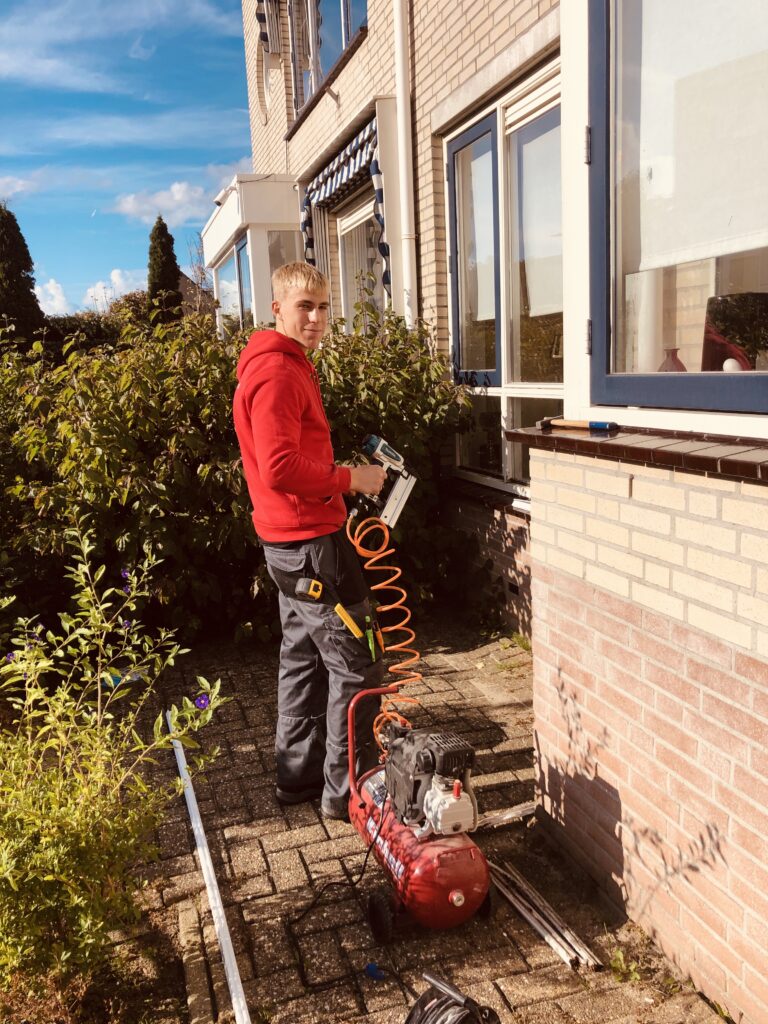 Glaslatten vervangen en gronden SEIBO bouw en onderhoud